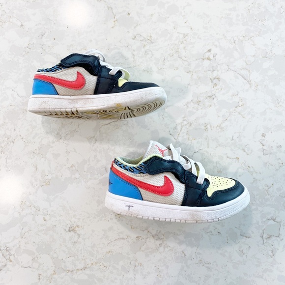 Jordan 1 Low Alt Toddler - Picture 2 of 9